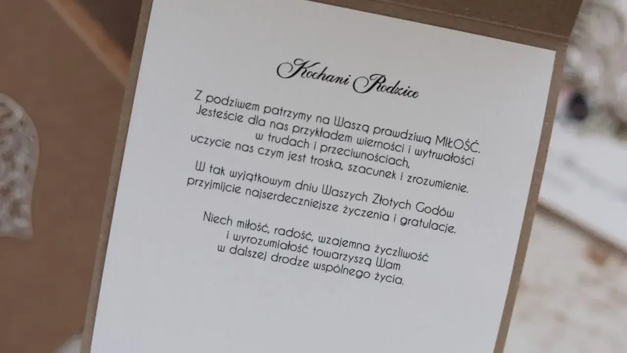Złote Gody rodziców. Wzruszające życzenia na 50 rocznicę ślubu, pełne miłości i podziwu.